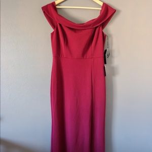 Burgundy/ Magenta Maxi Lulus A line dress Winter formal Prom dress size L NWT